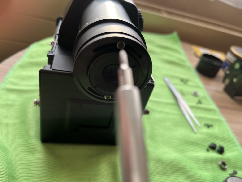 Mamiya 645E - Focus Screen Cleaning