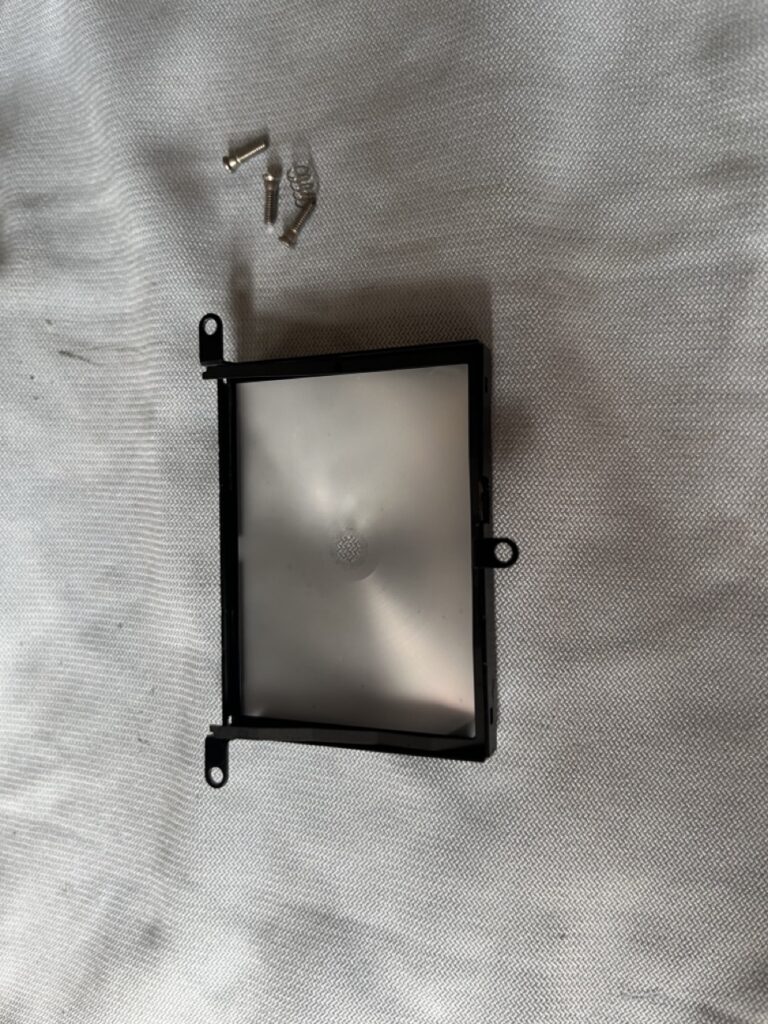 Mamiya 645E - Focus Screen Cleaning